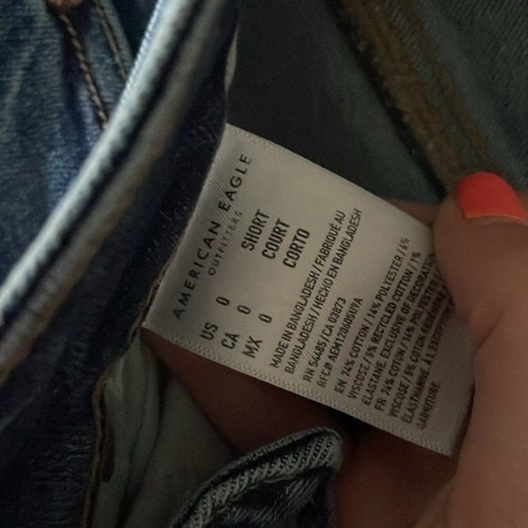 American Eagle Stretch Mom Jeans - Picture 3 of 4